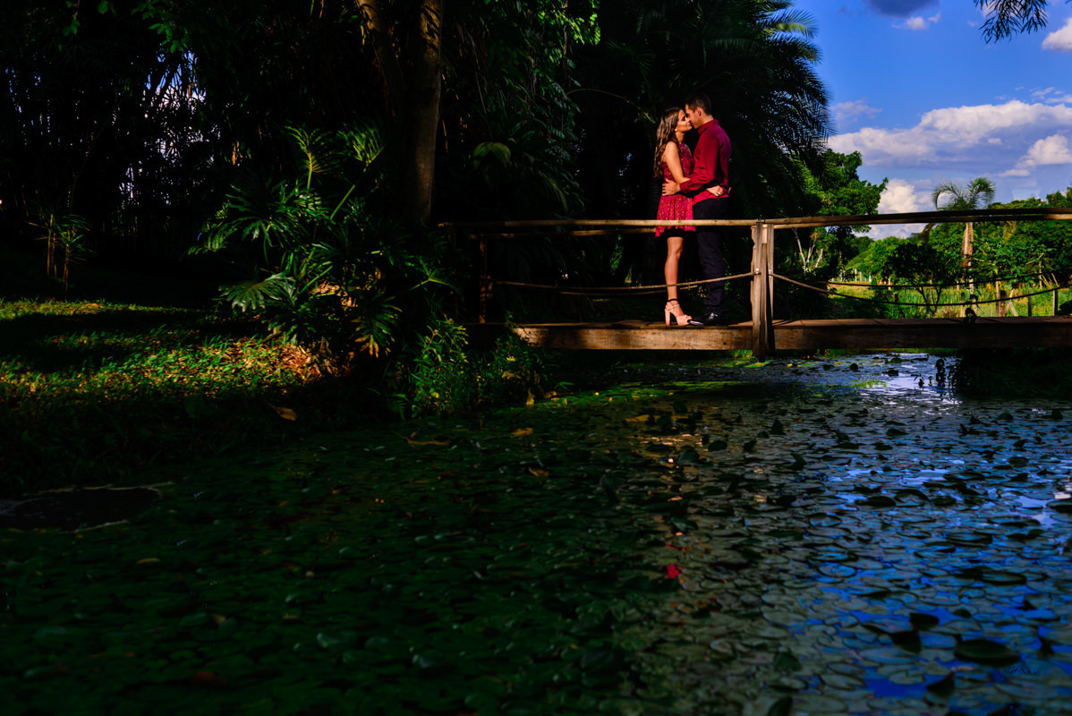 casal no lago do sitio sao domingos