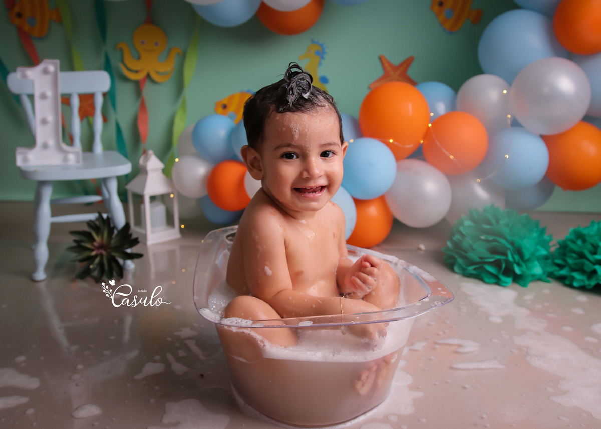 Ensaio Smash the cake realizado em estúdio - Vitória da Conquista - Ba