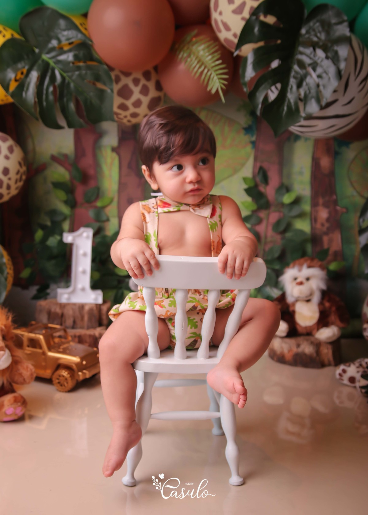 Ensaio Smash the  cake realizado em estúdio - Vitória da Conquista - Ba