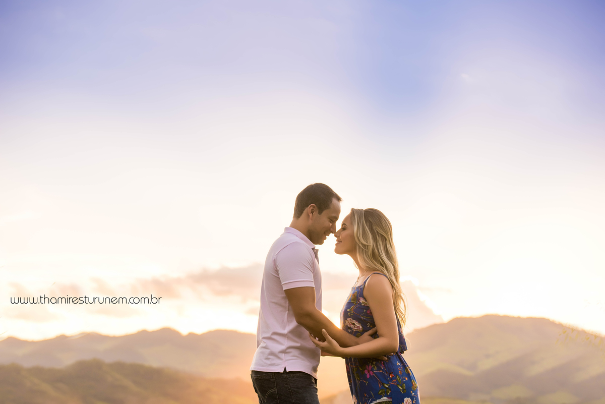 ensaio de casamento, ensaio préwedding, ensaio pré casamento, casamento, fotografia de casamento muriaé, ensaio por do sol, pre casamento por do sol, fotografia criativa, pre wedding muriaé, pre casamento muriae 