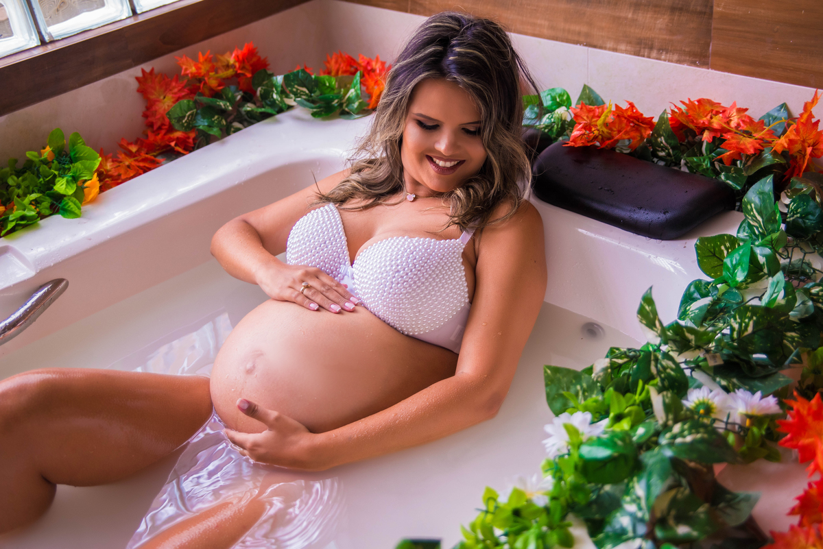 thamires turunem, gestante, fotografia de gestante, fotografia de gestante Muriaé, ideias oara fotos de gestante, gestação, book de gestante, 