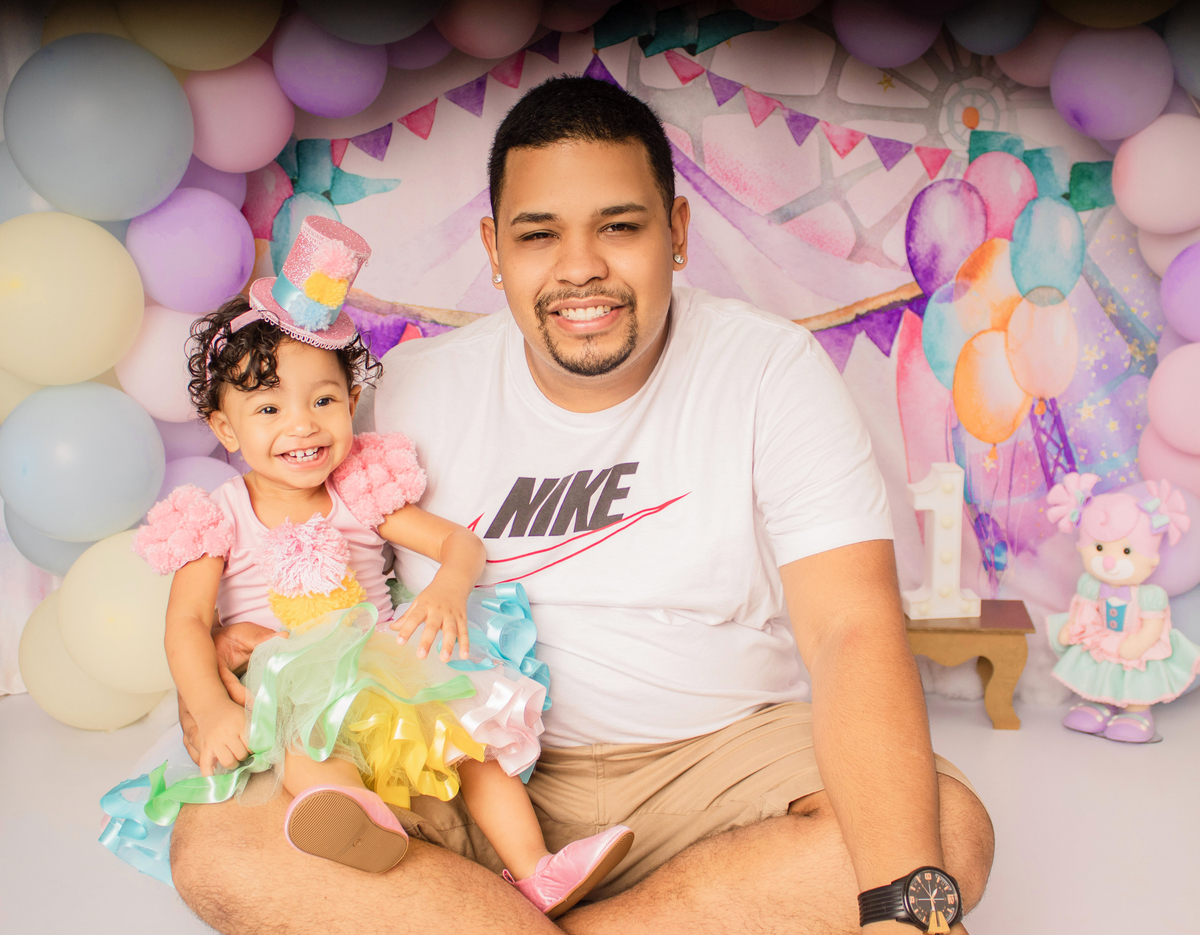 Ariane Dourado, Vitória, Smash the Cake