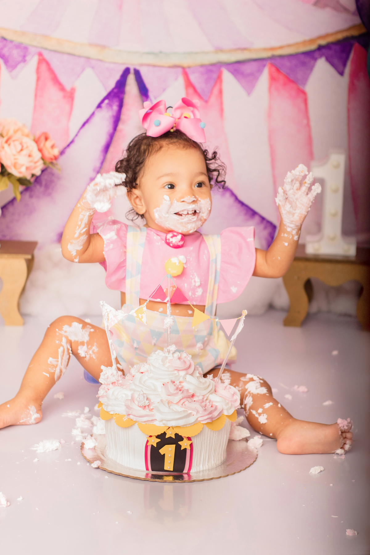 Ariane Dourado, Vitória, Smash the Cake