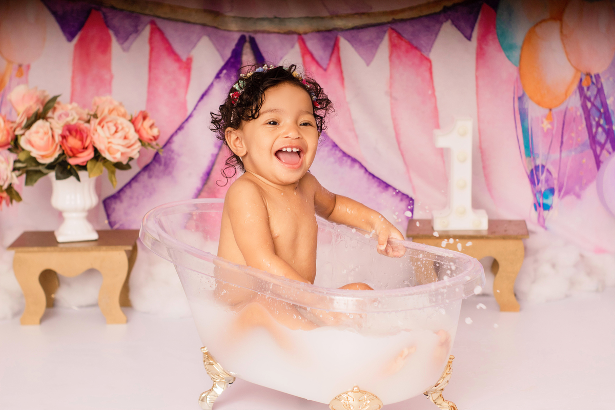 Ariane Dourado, Vitória, Smash the Cake