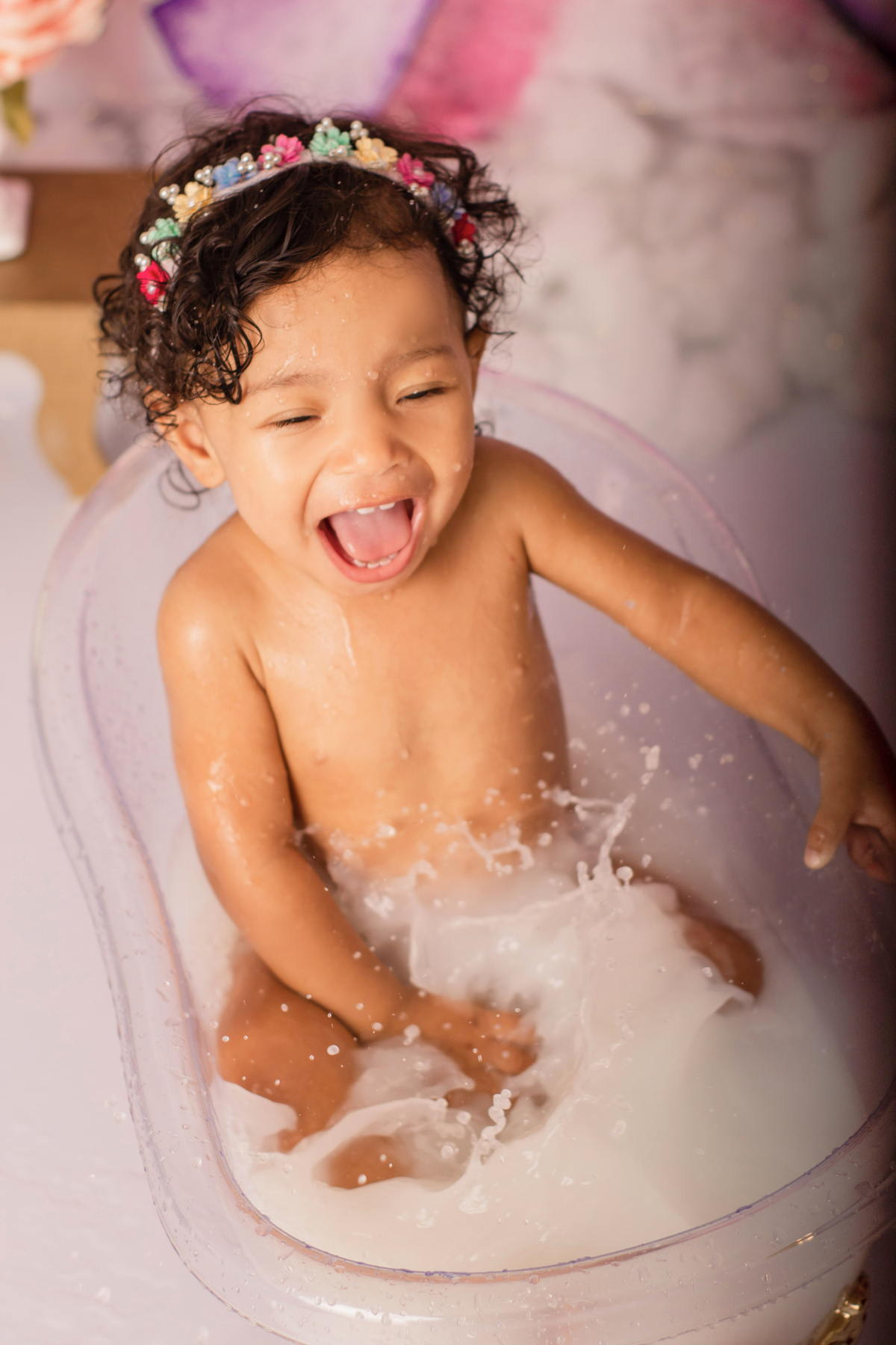 Ariane Dourado, Vitória, Smash the Cake