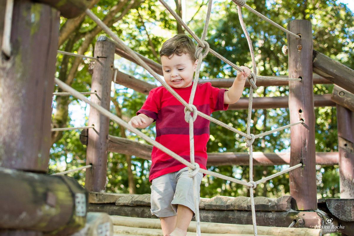 FOTOGRAFIA INFANTIL EM VITORIA-PARQUE BOTANICO DA VALE-BOOK DE CRIANÇA