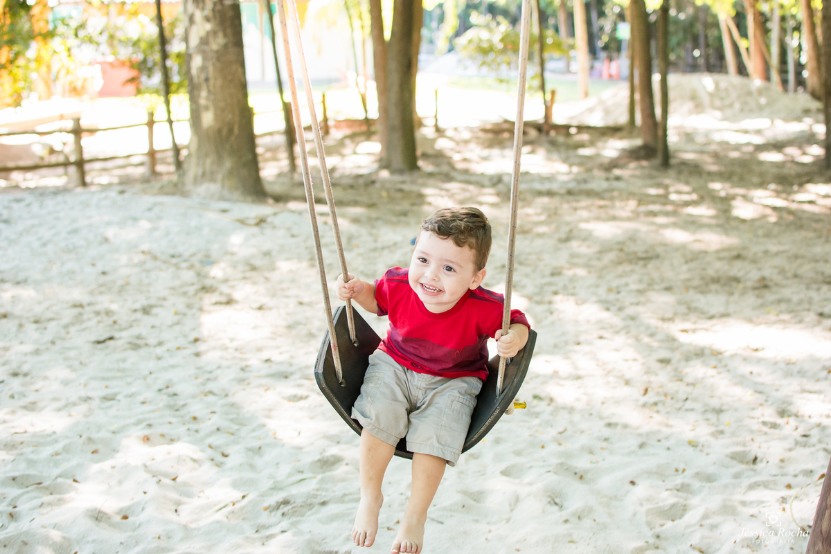FOTOGRAFIA INFANTIL EM VITORIA-PARQUE BOTANICO DA VALE-BOOK DE CRIANÇA