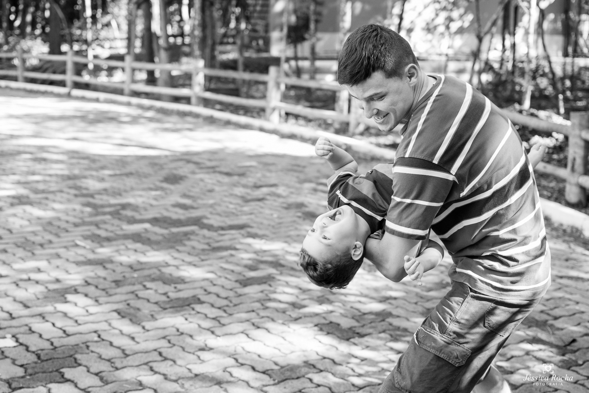 FOTOGRAFIA INFANTIL EM VITORIA-PARQUE BOTANICO DA VALE-BOOK DE CRIANÇA