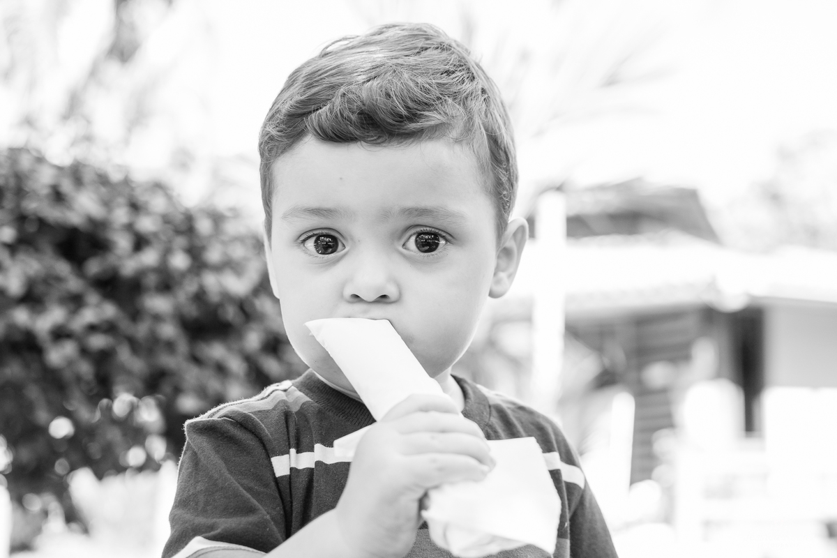 FOTOGRAFIA INFANTIL EM VITORIA-PARQUE BOTANICO DA VALE-BOOK DE CRIANÇA