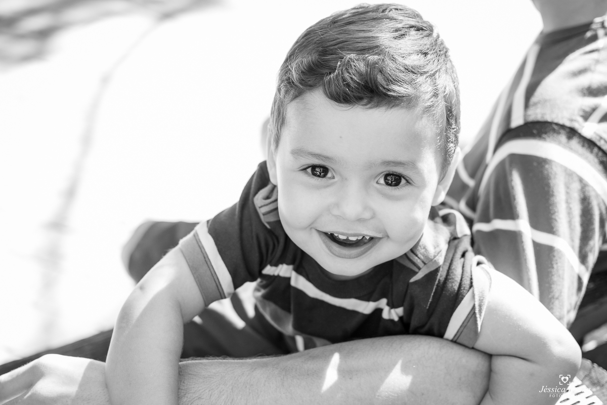 FOTOGRAFIA INFANTIL EM VITORIA-PARQUE BOTANICO DA VALE-BOOK DE CRIANÇA