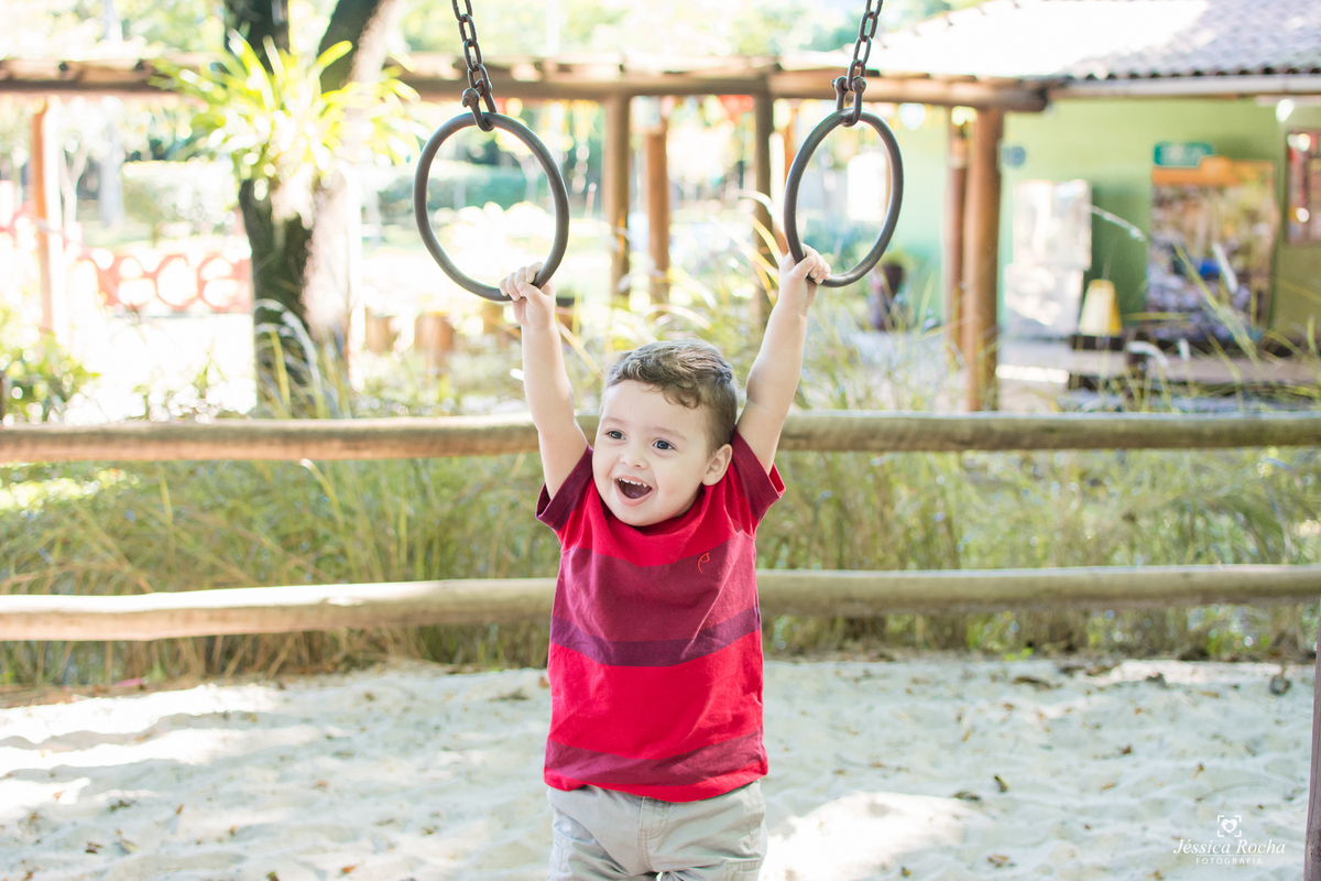 FOTOGRAFIA INFANTIL EM VITORIA-PARQUE BOTANICO DA VALE-BOOK DE CRIANÇA
