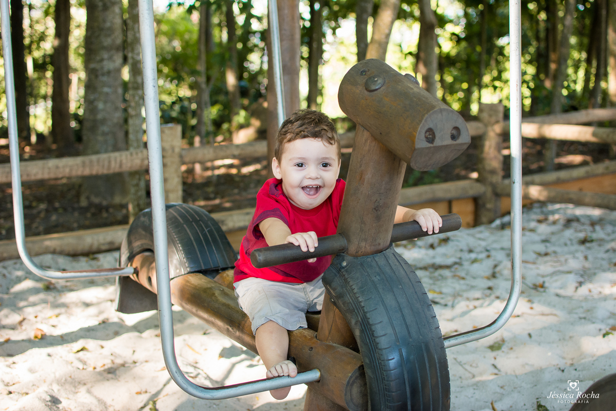 FOTOGRAFIA INFANTIL EM VITORIA-PARQUE BOTANICO DA VALE-BOOK DE CRIANÇA