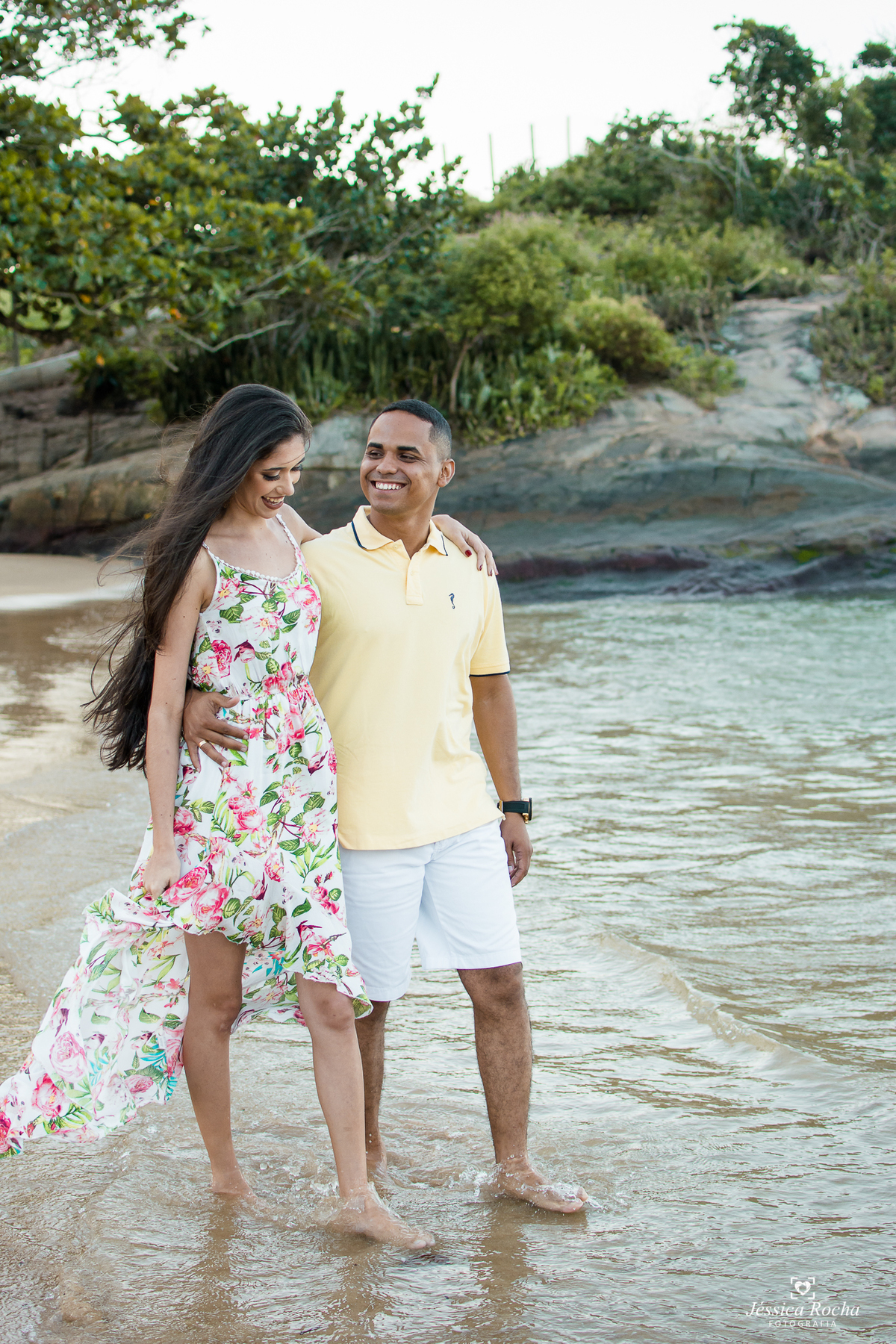 ENSAIO EXTERNO DE CASAL-ENSAIO PRE CASAMENTO-BOOK DE CASAL-ENSAIO FOTOGRAFICO NA PRAIA SECRETA- FOTOGRAFO EM VILA VELHA 