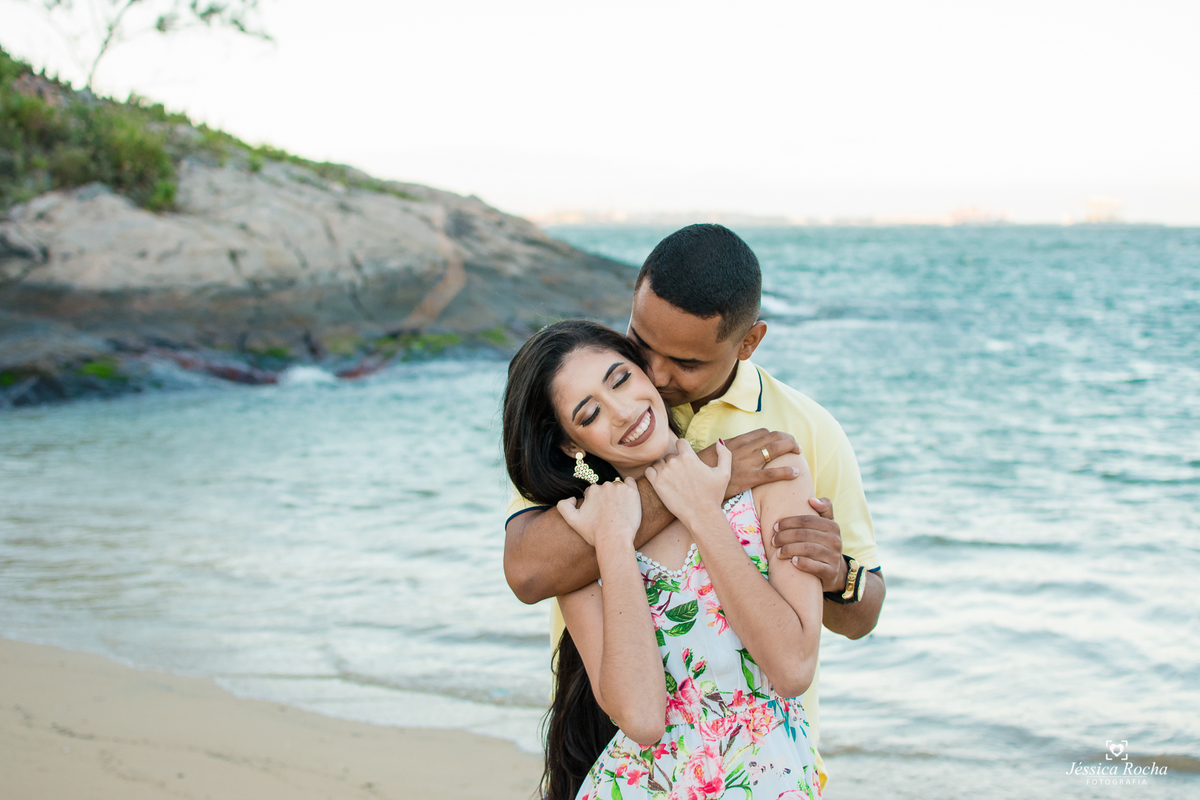 ENSAIO EXTERNO DE CASAL-ENSAIO PRE CASAMENTO-BOOK DE CASAL-ENSAIO FOTOGRAFICO NA PRAIA SECRETA- FOTOGRAFO EM VILA VELHA 