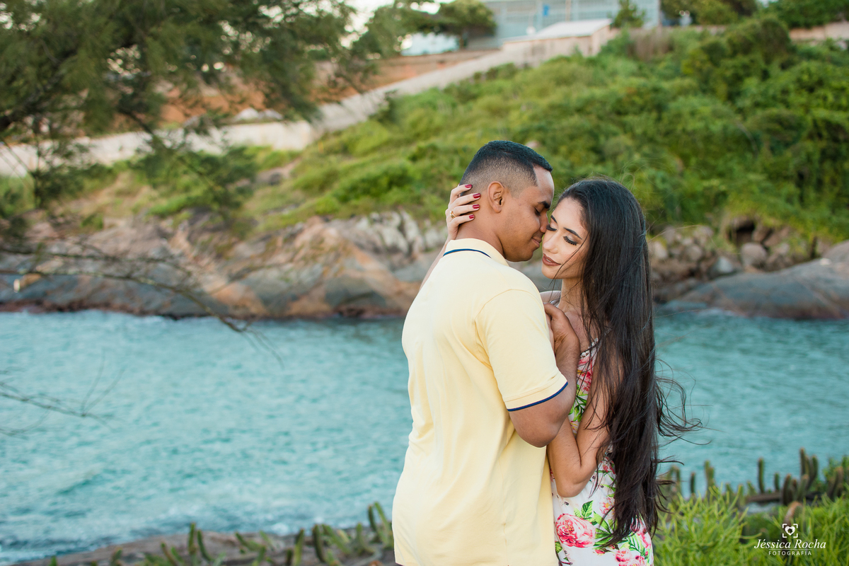 ENSAIO EXTERNO DE CASAL-ENSAIO PRE CASAMENTO-BOOK DE CASAL-ENSAIO FOTOGRAFICO NA PRAIA SECRETA- FOTOGRAFO EM VILA VELHA 