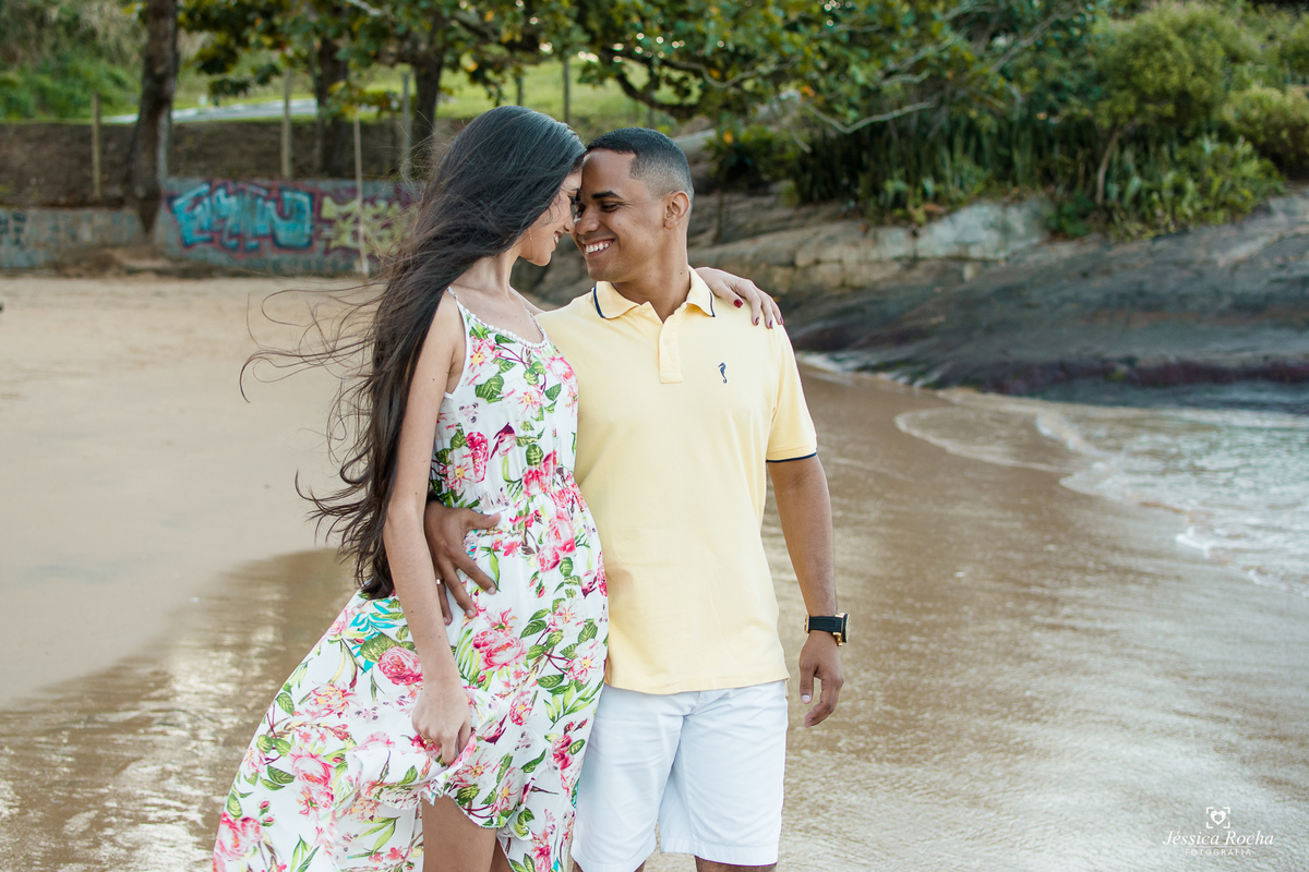 ENSAIO EXTERNO DE CASAL-ENSAIO PRE CASAMENTO-BOOK DE CASAL-ENSAIO FOTOGRAFICO NA PRAIA SECRETA- FOTOGRAFO EM VILA VELHA 