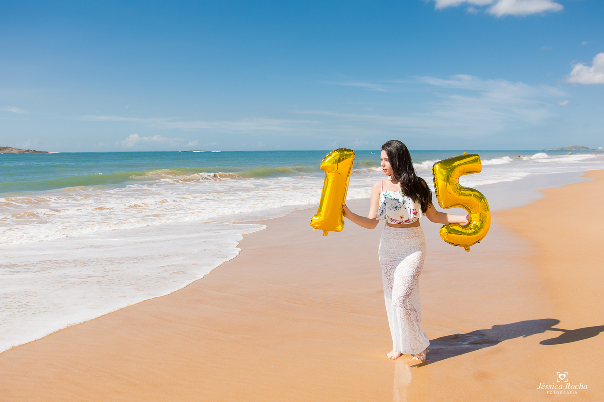 ENSAIO DE 15 ANOS- BOOK 15 ANOS- IDEIAS PARA FOTOS DE 15 ANOS-ENSAIO FOTOGRAFICO NA PRAIA-FOTOGRAFO EM VILA VELHA