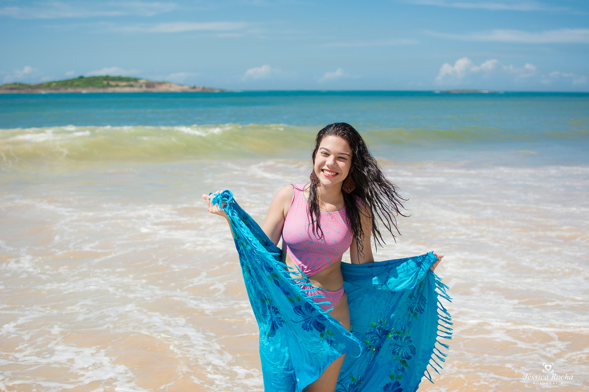 ENSAIO DE 15 ANOS- BOOK 15 ANOS- IDEIAS PARA FOTOS DE 15 ANOS-ENSAIO FOTOGRAFICO NA PRAIA-FOTOGRAFO EM VILA VELHA