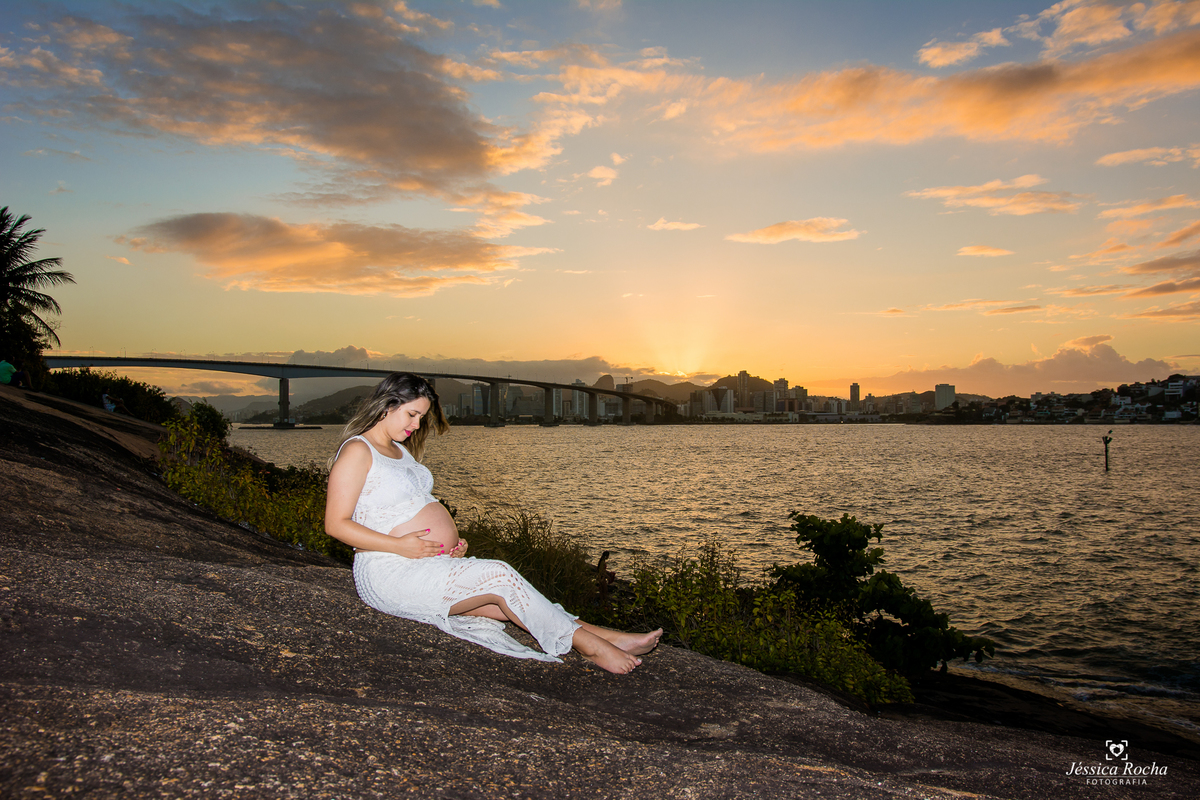 BOOK DE GESTANTE EM VILA VELHA-FOTOGRAFO DE GESTANTE EM VILA VELHA-FOTOS DE GESTANTE COM O MARIDO-FOTOS DE GESTANTE NO POR DO SOL-POSES DE FOTOS GESTANTE-FOTOS NO POR DO SOL-