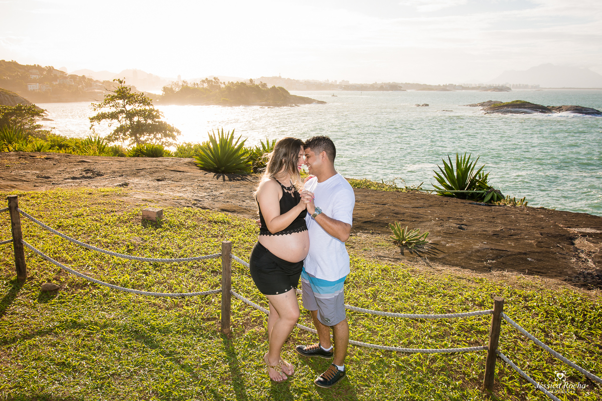 BOOK DE GESTANTE EM VILA VELHA-FOTOGRAFO DE GESTANTE EM VILA VELHA-FOTOS DE GESTANTE COM O MARIDO-POSES BOOK GESTANTE-POSES DE FOTOS GESTANTE-FOTOS DE GRAVIDA