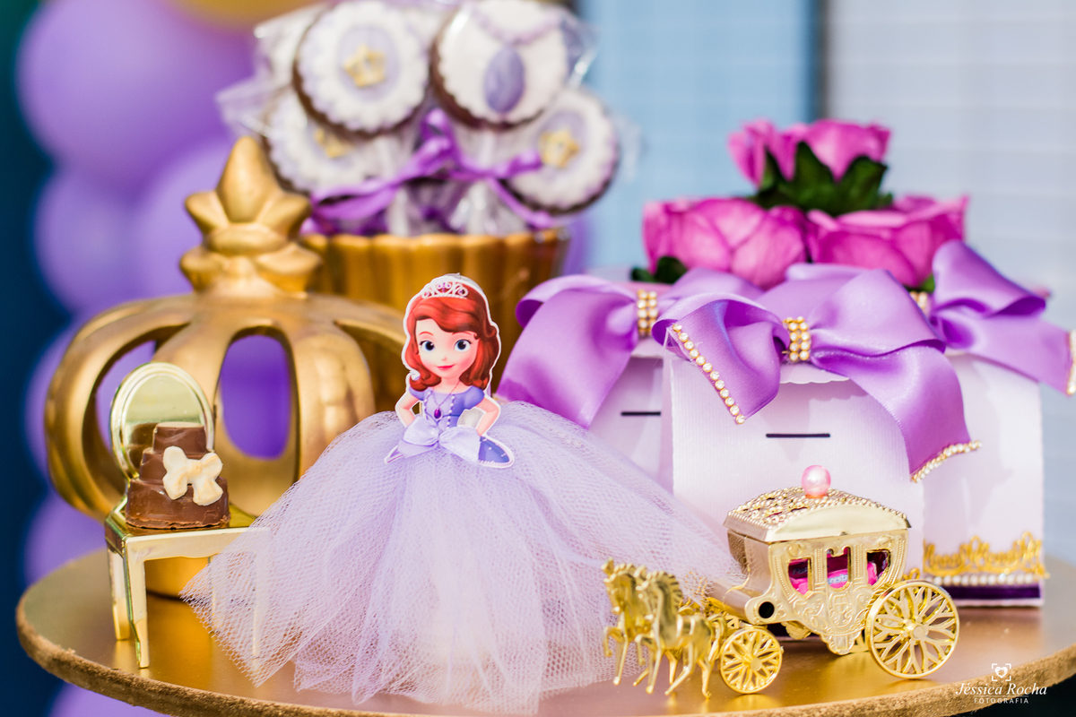 Festa infantil realizada na Praia da Costa em Vila Velha - ES, tema princesinha sofia.