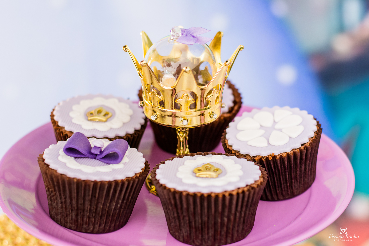 Festa infantil decoracao  tema princesa sofia.