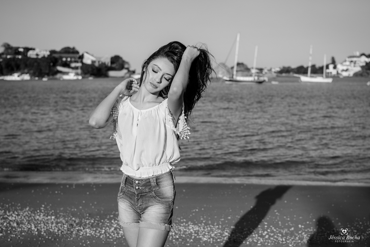 ensaio de gemeas-poses para fotos de irmãs-ensaio 15 anos-ensaio 16 anos-ideias de fotos para ensaio de 15 anos-book de gemeas-book fotográfico em vitoria es