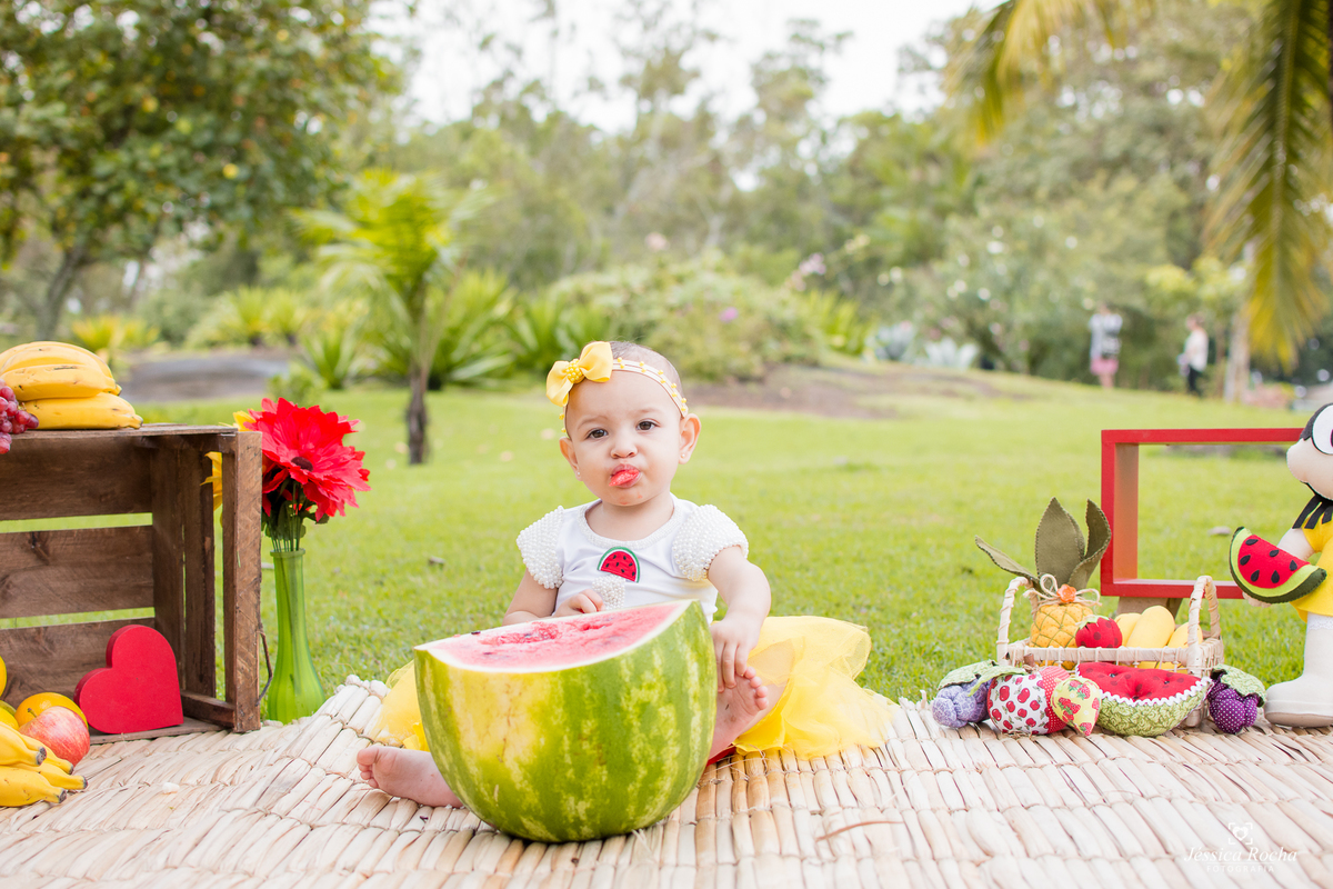 ENSAIO EXTERNO INFANTIL-BOOK DE 1 ANO-FOTOS PRE ANIVERSARIO-BOOK INFANTIL EM VITORIA-SMASH THE FRUIT-SMASH TEMA MAGALI-JESSICA ROCHA FOTOGRAFIA