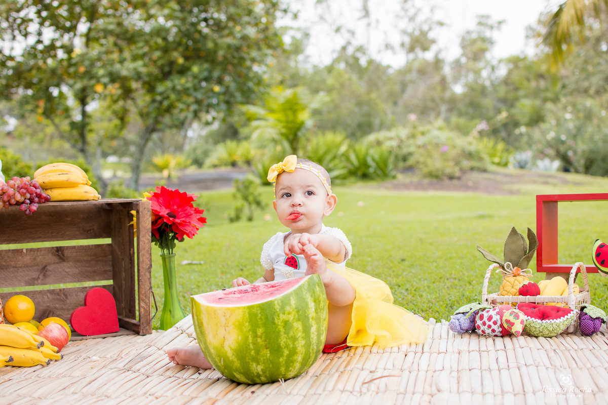 ENSAIO EXTERNO INFANTIL-BOOK DE 1 ANO-FOTOS PRE ANIVERSARIO-BOOK INFANTIL EM VITORIA-SMASH THE FRUIT-SMASH TEMA MAGALI-JESSICA ROCHA FOTOGRAFIA