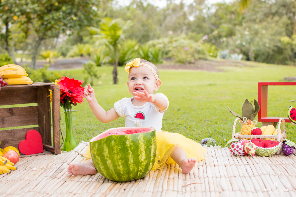 ENSAIO EXTERNO INFANTIL-BOOK DE 1 ANO-FOTOS PRE ANIVERSARIO-BOOK INFANTIL EM VITORIA-SMASH THE FRUIT-SMASH TEMA MAGALI-JESSICA ROCHA FOTOGRAFIA