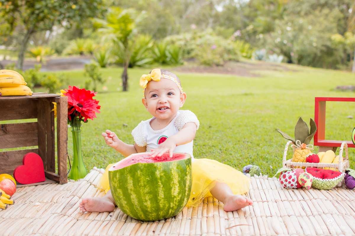 ENSAIO EXTERNO INFANTIL-BOOK DE 1 ANO-FOTOS PRE ANIVERSARIO-BOOK INFANTIL EM VITORIA-SMASH THE FRUIT-SMASH TEMA MAGALI-JESSICA ROCHA FOTOGRAFIA