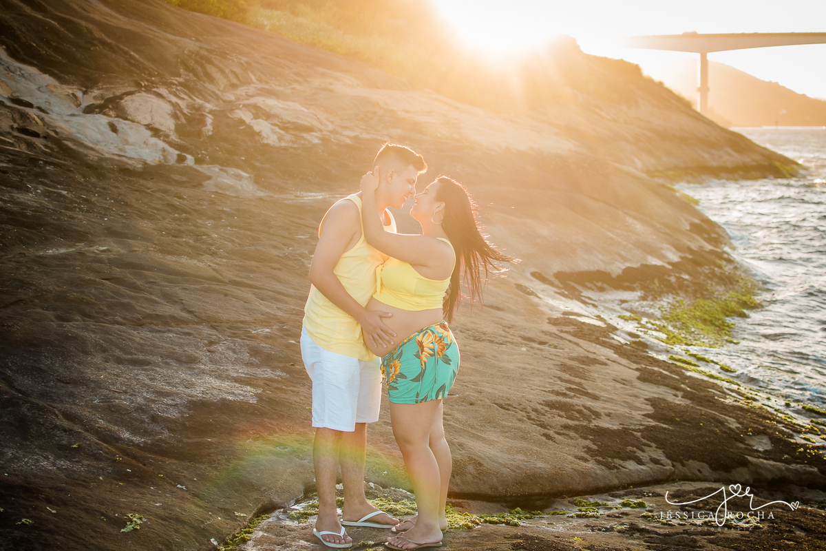 BOOK DE GESTANTE EM VILA VELHA-FOTOGRAFO DE GESTANTE EM VILA VELHA-FOTOS DE GESTANTE COM O MARIDO-POSES BOOK GESTANTE-POSES DE FOTOS GESTANTE-FOTOS DE GRAVIDA