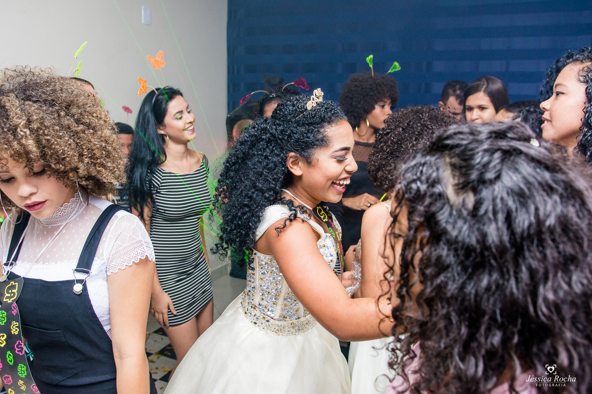 FESTA DE 15 ANOS-ANIVERSARIO 15 ANOS- FOTOS DE 15 ANOS-DEBUTANTE-BOOK 15 ANOS-FESTA EM VILA VELHA-CERIMONIAL LE GRAND- FOTOGRAFO EM VILA VELHA- FOTOGRAFO PARA FESTA DE 15 ANOS