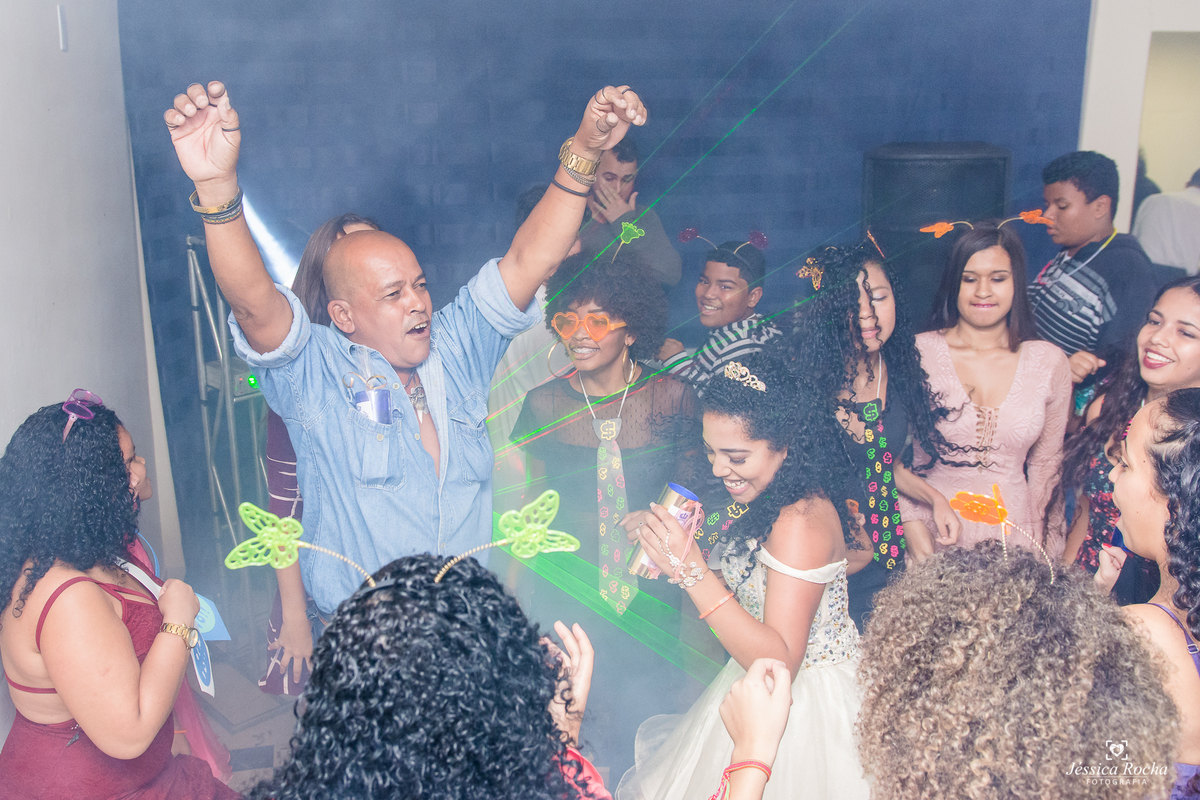 FESTA DE 15 ANOS-ANIVERSARIO 15 ANOS- FOTOS DE 15 ANOS-DEBUTANTE-BOOK 15 ANOS-FESTA EM VILA VELHA-CERIMONIAL LE GRAND- FOTOGRAFO EM VILA VELHA- FOTOGRAFO PARA FESTA DE 15 ANOS