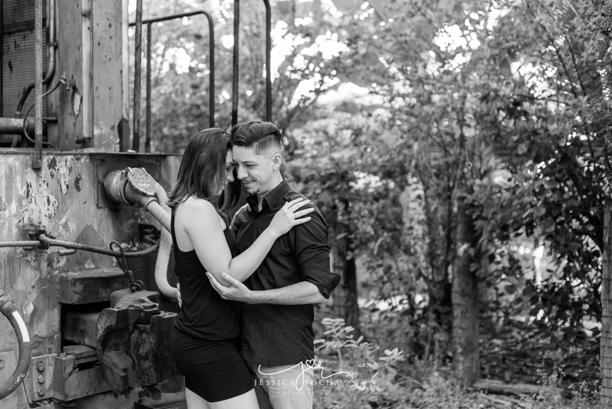 Ensaio de Casal - Book de Casal - Ensaio Externo de Casal - Pré Casamento - Fotos de Casal - Poses para ensaio de casal - fotografo em vila velha