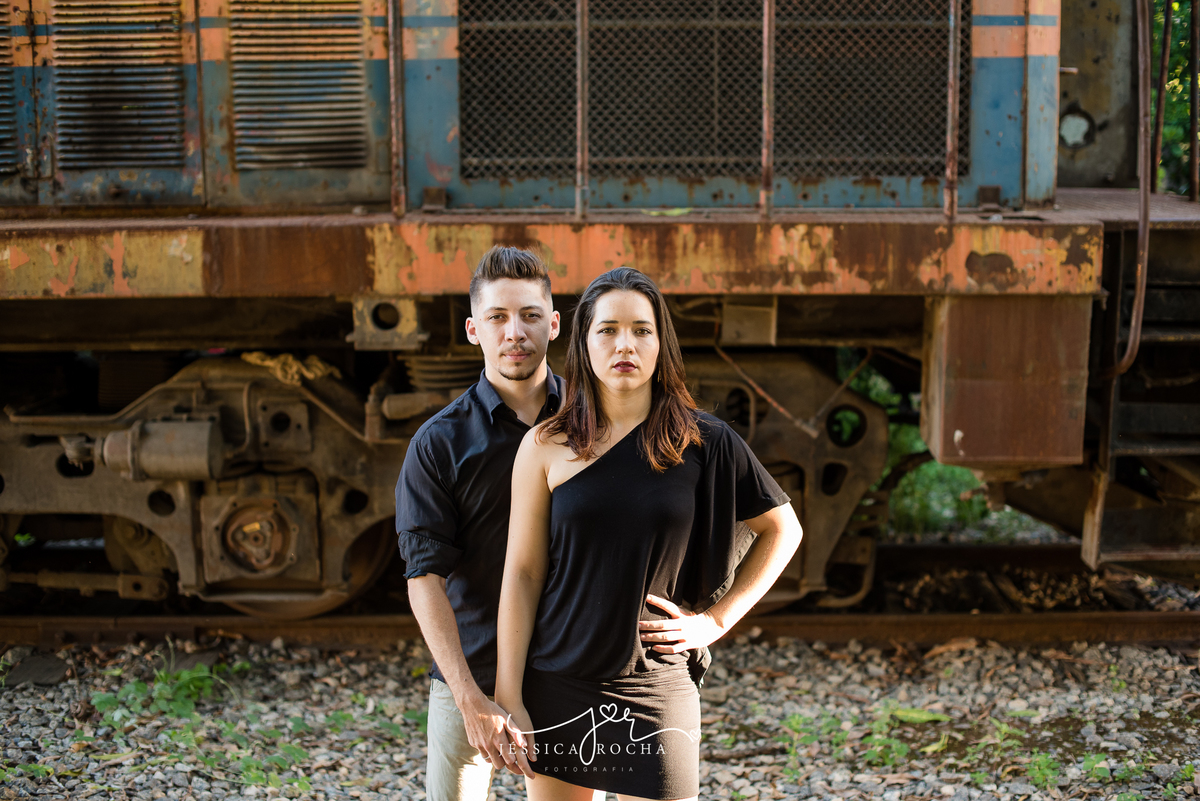 Ensaio de Casal - Book de Casal - Ensaio Externo de Casal - Pré Casamento - Fotos de Casal - Poses para ensaio de casal - fotografo em vila velha