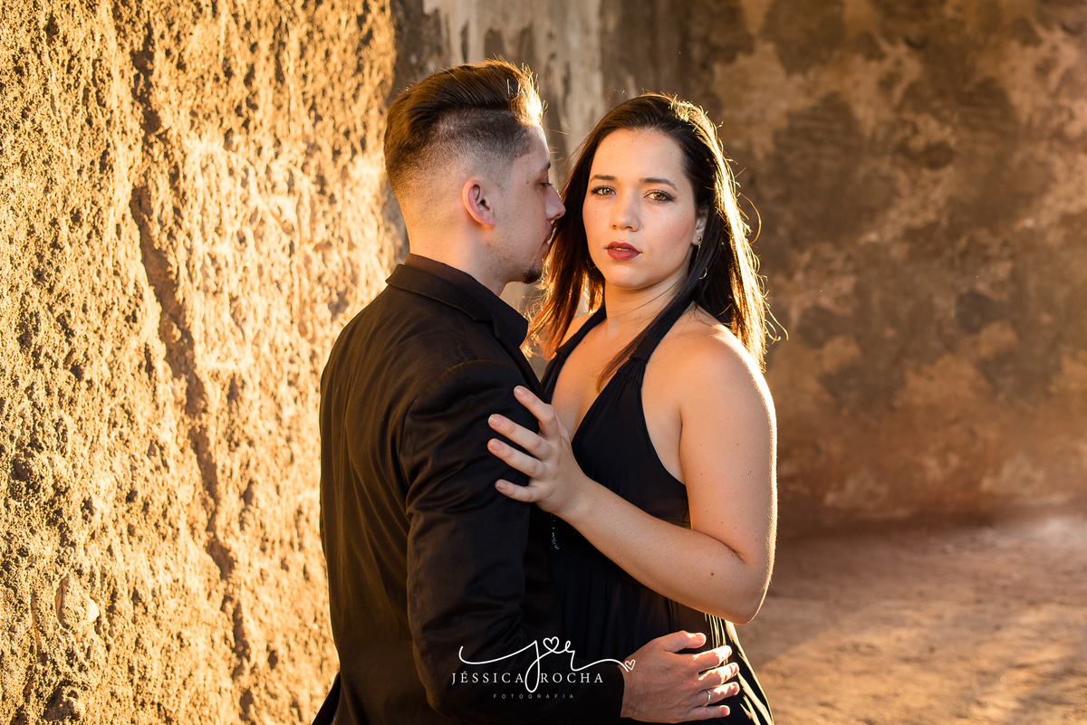 Ensaio de Casal - Book de Casal - Ensaio Externo de Casal - Pré Casamento - Fotos de Casal - Poses para ensaio de casal - fotografo em vila velha