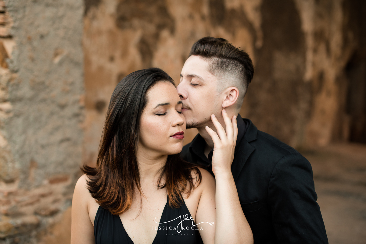 Ensaio de Casal - Book de Casal - Ensaio Externo de Casal - Pré Casamento - Fotos de Casal - Poses para ensaio de casal - fotografo em vila velha