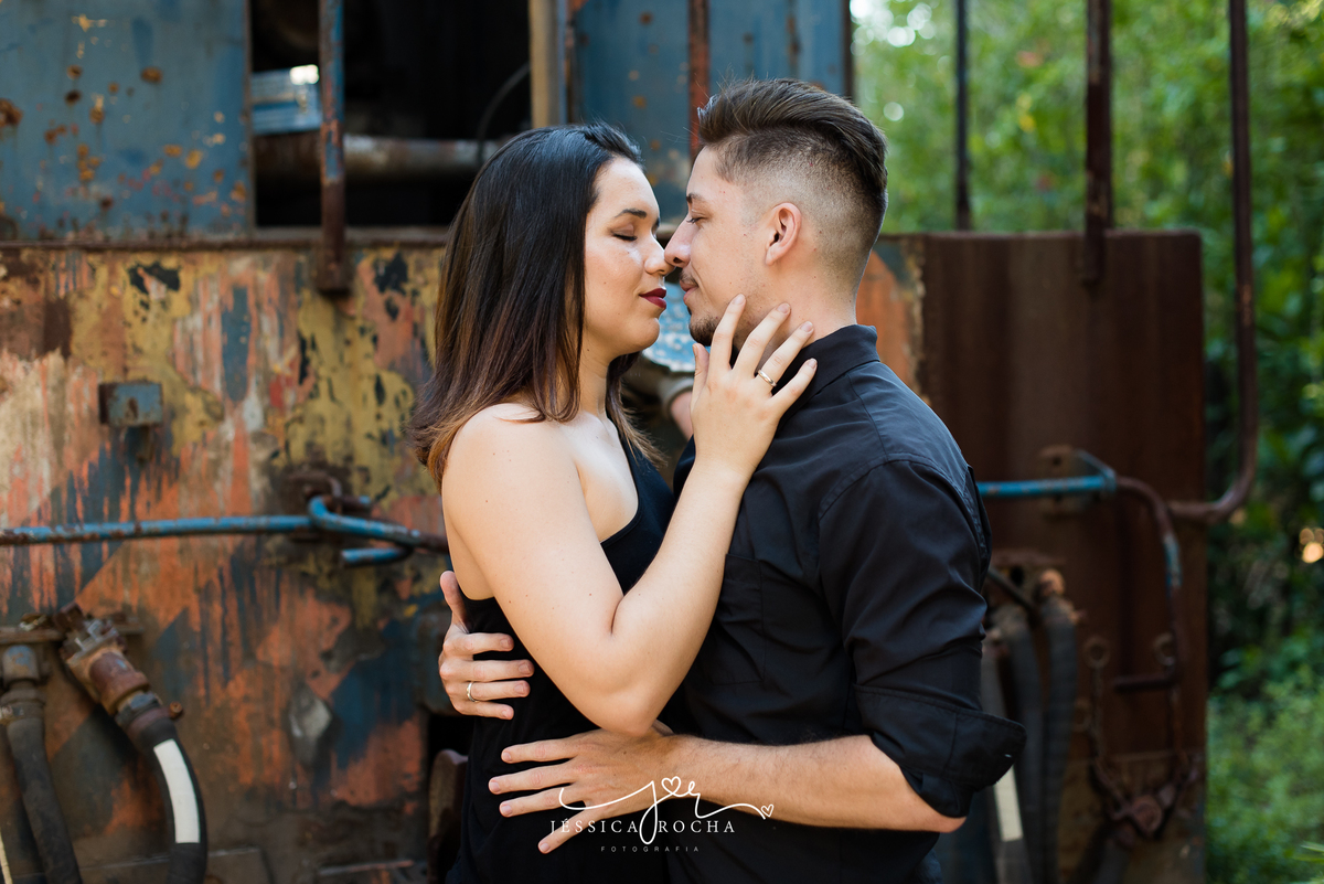 Ensaio de Casal - Book de Casal - Ensaio Externo de Casal - Pré Casamento - Fotos de Casal - Poses para ensaio de casal - fotografo em vila velha