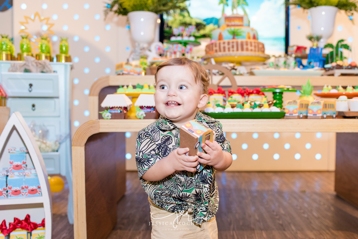 FESTA INFANTIL-FOTOGRAFO DE FESTA INFANTIL-FOTOGRAFO EM VILA VELHA-FOTOGRAFO INFANTIL EM VITORIA-ANIVERSARIO INFANTIL-FESTA TEMA PRAIA-FESTA DE 1 ANO-FESTA DE MENINO- FESTA NO ANIMASSOM- ANIMASSOM PRAIA DA COSTA-JESSICA ROCHA FOTOGRAFIA