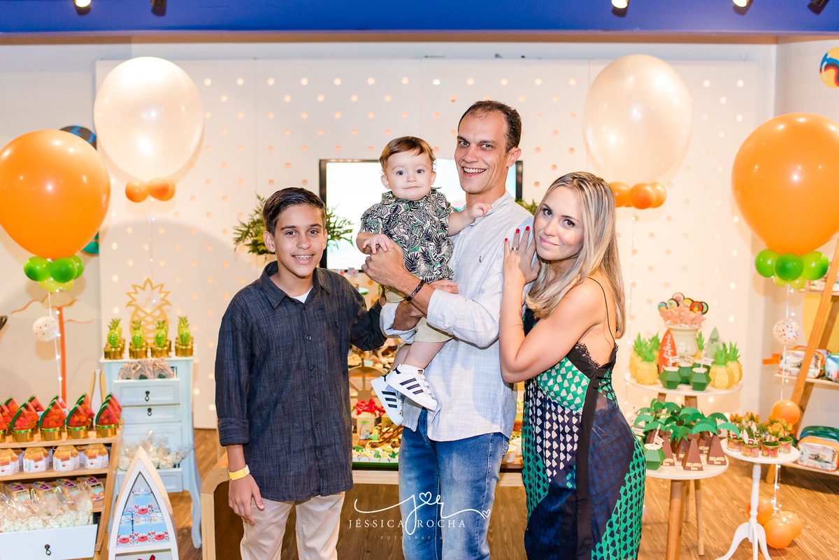 FESTA INFANTIL-FOTOGRAFO DE FESTA INFANTIL-FOTOGRAFO EM VILA VELHA-FOTOGRAFO INFANTIL EM VITORIA-ANIVERSARIO INFANTIL-FESTA TEMA PRAIA-FESTA DE 1 ANO-FESTA DE MENINO- FESTA NO ANIMASSOM- ANIMASSOM PRAIA DA COSTA-JESSICA ROCHA FOTOGRAFIA