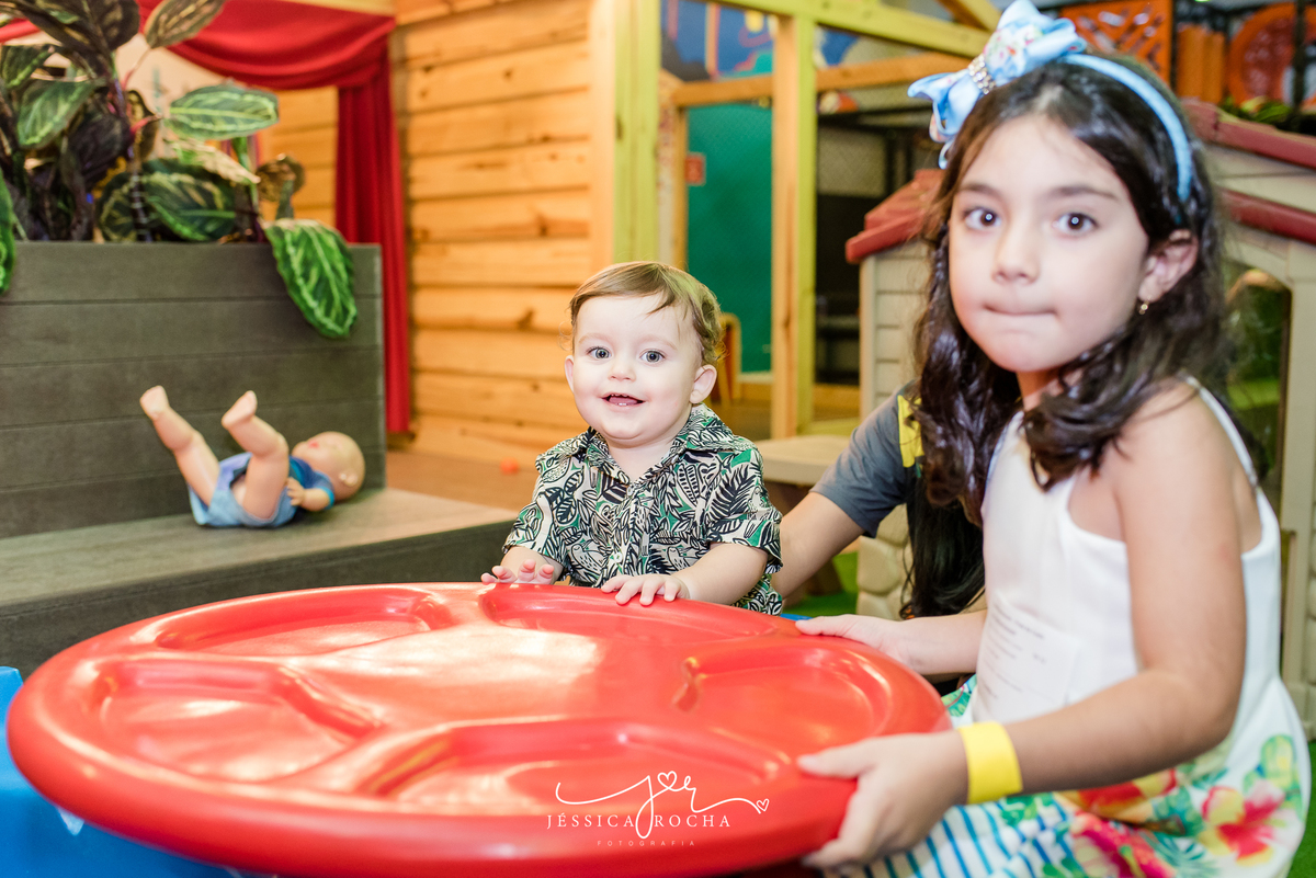 FESTA INFANTIL-FOTOGRAFO DE FESTA INFANTIL-FOTOGRAFO EM VILA VELHA-FOTOGRAFO INFANTIL EM VITORIA-ANIVERSARIO INFANTIL-FESTA TEMA PRAIA-FESTA DE 1 ANO-FESTA DE MENINO- FESTA NO ANIMASSOM- ANIMASSOM PRAIA DA COSTA-JESSICA ROCHA FOTOGRAFIA