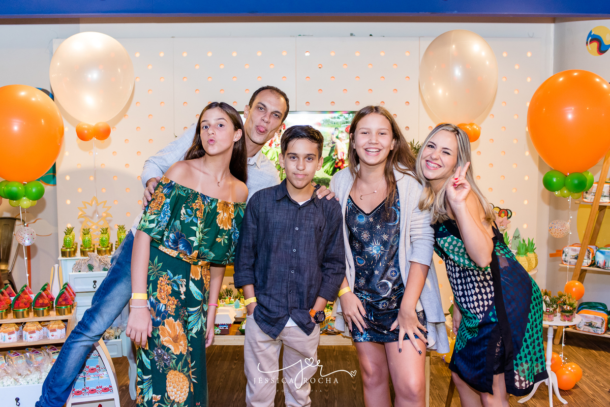 FESTA INFANTIL-FOTOGRAFO DE FESTA INFANTIL-FOTOGRAFO EM VILA VELHA-FOTOGRAFO INFANTIL EM VITORIA-ANIVERSARIO INFANTIL-FESTA TEMA PRAIA-FESTA DE 1 ANO-FESTA DE MENINO- FESTA NO ANIMASSOM- ANIMASSOM PRAIA DA COSTA-JESSICA ROCHA FOTOGRAFIA