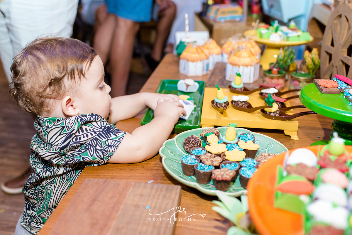 FESTA INFANTIL-FOTOGRAFO DE FESTA INFANTIL-FOTOGRAFO EM VILA VELHA-FOTOGRAFO INFANTIL EM VITORIA-ANIVERSARIO INFANTIL-FESTA TEMA PRAIA-FESTA DE 1 ANO-FESTA DE MENINO- FESTA NO ANIMASSOM- ANIMASSOM PRAIA DA COSTA-JESSICA ROCHA FOTOGRAFIA