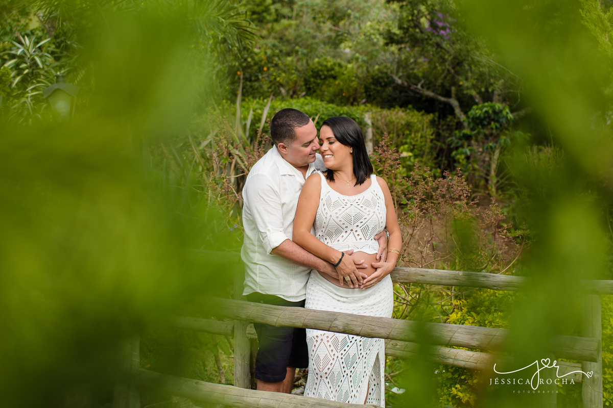 BOOK DE GESTANTE EM VILA VELHA-FOTOGRAFO DE GESTANTE EM VITORIA-FOTOS DE GESTANTE COM O MARIDO-POSES BOOK GESTANTE-POSES DE FOTOS GESTANTE-FOTOS DE GRAVIDA-FOTOGRAFO DE GESTANTE EM LINHARES-ENSAIO FOTOGRAFICO EM PEDRA AZUL