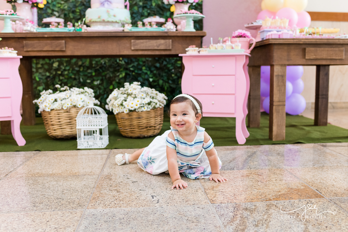 FESTA INFANTIL EM VILA VELHA- FOTOGRAFIA DE FESTA INFANTIL-FESTA DE MENINA-DECORAÇAO JARDIM-FOTOGRAFO INFANTIL EM VILA VELHA-ANIVERSARIO INFANTIL-DECORAÇÃO FESTA DE MENINA-FOTOGRAFO EM LINHARES-FESTA INFANTIL LINHARES