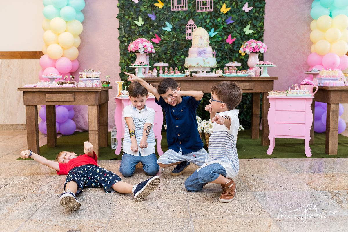 FESTA INFANTIL EM VILA VELHA- FOTOGRAFIA DE FESTA INFANTIL-FESTA DE MENINA-DECORAÇAO JARDIM-FOTOGRAFO INFANTIL EM VILA VELHA-ANIVERSARIO INFANTIL-DECORAÇÃO FESTA DE MENINA-FOTOGRAFO EM LINHARES-FESTA INFANTIL LINHARES