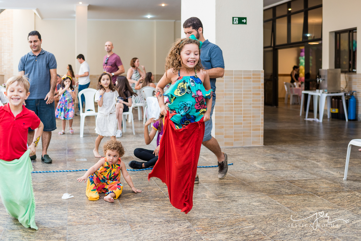 FESTA INFANTIL EM VILA VELHA- FOTOGRAFIA DE FESTA INFANTIL-FESTA DE MENINA-DECORAÇAO JARDIM-FOTOGRAFO INFANTIL EM VILA VELHA-ANIVERSARIO INFANTIL-DECORAÇÃO FESTA DE MENINA-FOTOGRAFO EM LINHARES-FESTA INFANTIL LINHARES