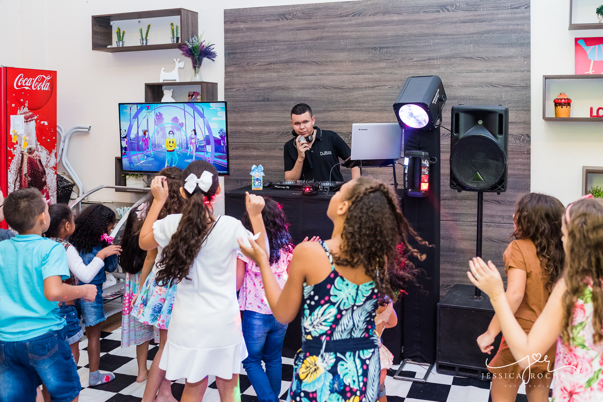 FESTA INFANTIL EM VILA VELHA- FOTOGRAFIA DE FESTA INFANTIL-FESTA DE MENINO-DECORAÇAO BABY SHARK-FOTOGRAFO INFANTIL EM VILA VELHA-ANIVERSARIO INFANTIL-DECORAÇÃO FESTA DE MENINO-FOTOGRAFO EM LINHARES-FESTA INFANTIL LINHARES-JESSICA ROCHA FOTOGRAFIA