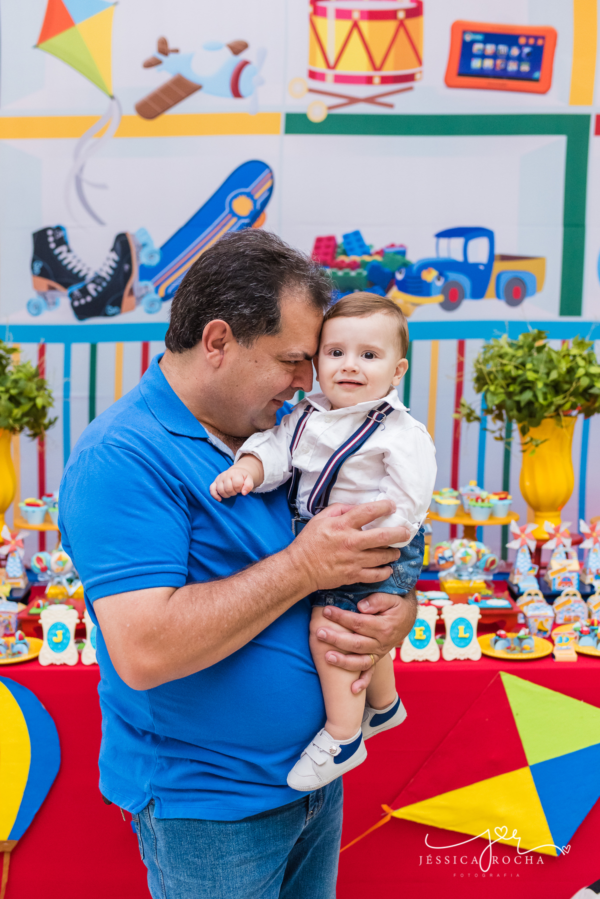 FESTA INFANTIL EM VILA VELHA- FOTOGRAFIA DE FESTA INFANTIL-FESTA DE MENINO-DECORAÇAO BRINQUEDOS-FOTOGRAFO INFANTIL EM VILA VELHA-ANIVERSARIO INFANTIL-DECORAÇÃO FESTA DE MENINO-FOTOGRAFO EM LINHARES-FESTA INFANTIL LINHARES-CERIMONIAL PLANETA KIDS